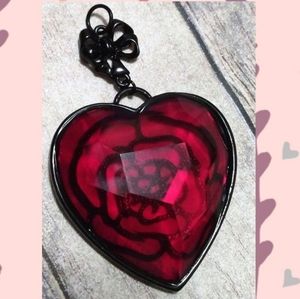 Red Heart Pendant ❤️🌹